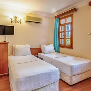 Perdikia Otel